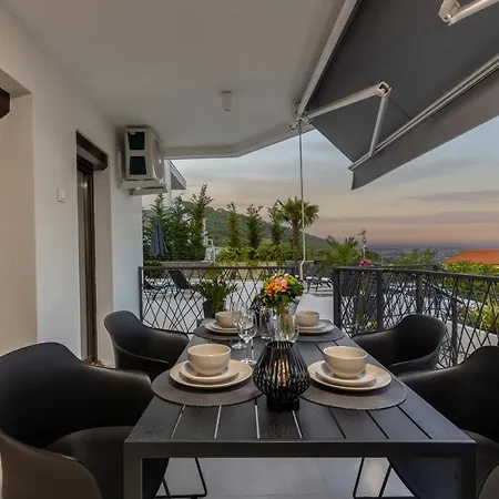 Luxury Nina With Heated Swimming Pool, Adriatic *