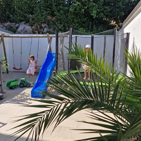 Luxury Nina With Heated Swimming Pool, Adriatic Icici