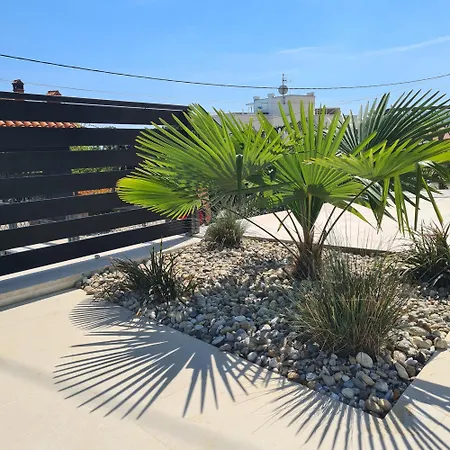 Appartement Adriatic Icici, Nina With Heated Swimming Pool, Ground Floor *