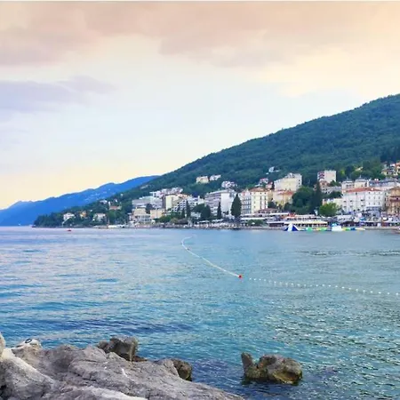 Апартаменты Luxury Nina With Heated Swimming Pool, Adriatic *